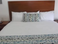 Booye Hotel 