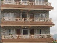 Hotel Center Lake