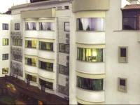 Dahlia Hotel 