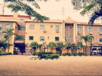 Hotel Ibis Royale 