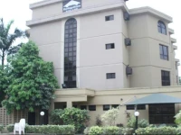 Heritage House Square Hotel 