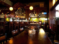 Hotel et le Cafe de Paris
