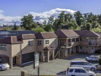 166 Majestic Court Motel 5*