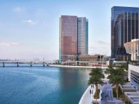 Four Seasons Hotel Abu Dhabi at Al Maryah Island 5*