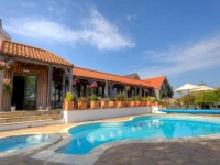 The Farmhouse 4*