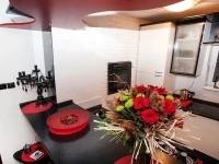 Apartment Black Red White 