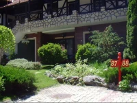 Apartments & Rooms Tomba 