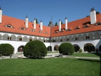 Hotel ZГЎmok TopoДѕДЌianky 