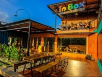 Snooze Box Hotel 2*
