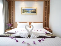 Expat Hotel Patong Center 3*