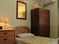 South Gate Guesthouse 2*