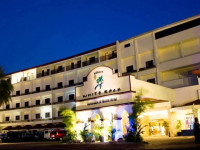 White Rock Waterpark and Beach Hotel