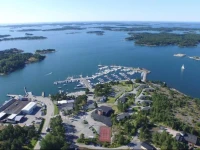 SaaristokylpylГ¤ KasnГ¤s SkГ¤rgГҐrdsbad 