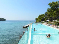 Crvena Luka Hotel & Resort
