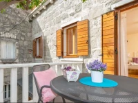 Villa Stone Flower Guest House 