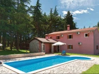 Klostar L-540 Holiday Home 