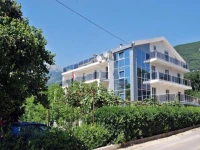 M-Club Hotel 
