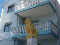 Avuko Guest House 