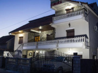 Private Accommodation Kubura
