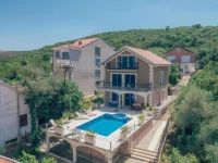 Villa Tivat 4*