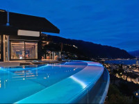 Montreux Deck