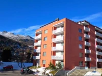 Skyline Apartments 