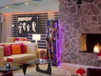NвЂ™vY Manotel 