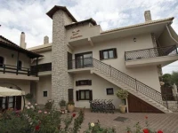 Giogarakis Suites 3*