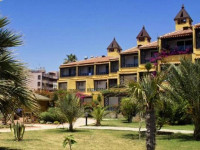 Melani Beach Hotel
