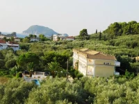 Sunflower Apartments and Studios 