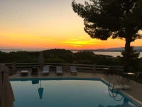 Belvista Luxury Apartments 2*