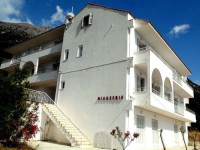 Filoxenia Hotel & Apartments