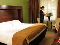 Treacys Hotel & The Waterfront Leisure Centre 3*