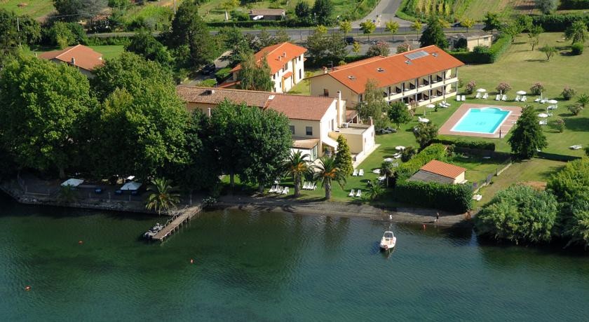 Hotel Eden sul Lago 3*