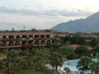 Acacia Resort 4*