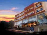 Downtown 3*
