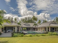 Four Seasons Resort Seychelles at Desroches Island 5*