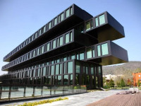 Axis Viana Business & SPA