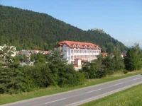 Podhradie 3*