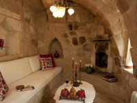 Hezen Cave Hotel
