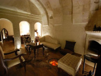 Utopia Cave 