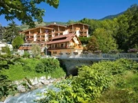 Les Bains 3*