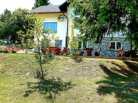 House Ana 3*