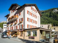 Hotel Heilquelle 3*