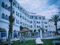 Le Khalife 3*