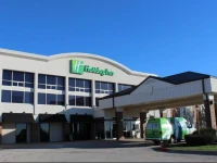 Holiday Inn Des Moines-Airport Conference Center 3*