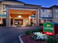 Courtyard Mobile 3*