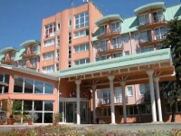Europa Fit 4*