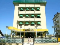 Metropole 3*
