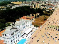 Casa Bianca Al Mare